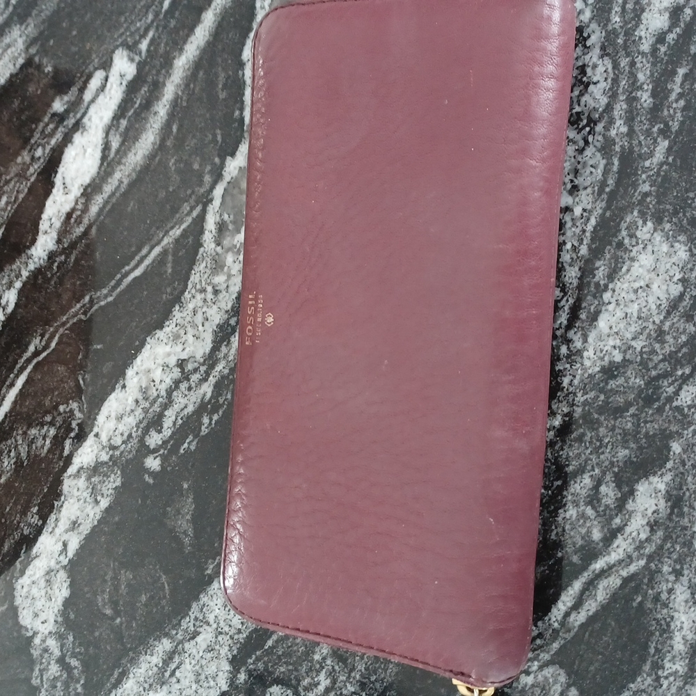 Fossil wallet